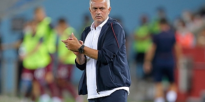 Fenerbahçe Teknik Direktörü Jose Mourinho istemediği 2 futbolcuyu söyledi